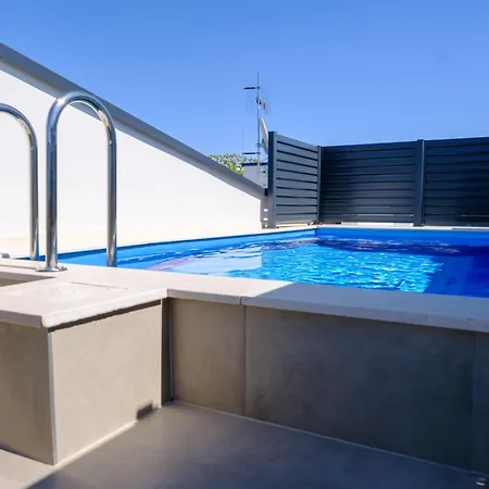 Holiday home Sunset Serenity Holiday With Pool
