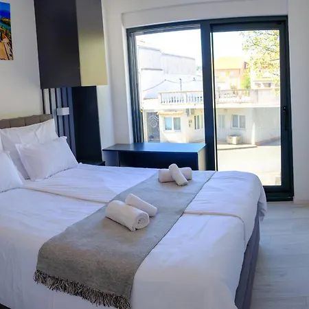 Sunset Serenity Holiday With Pool Holiday home